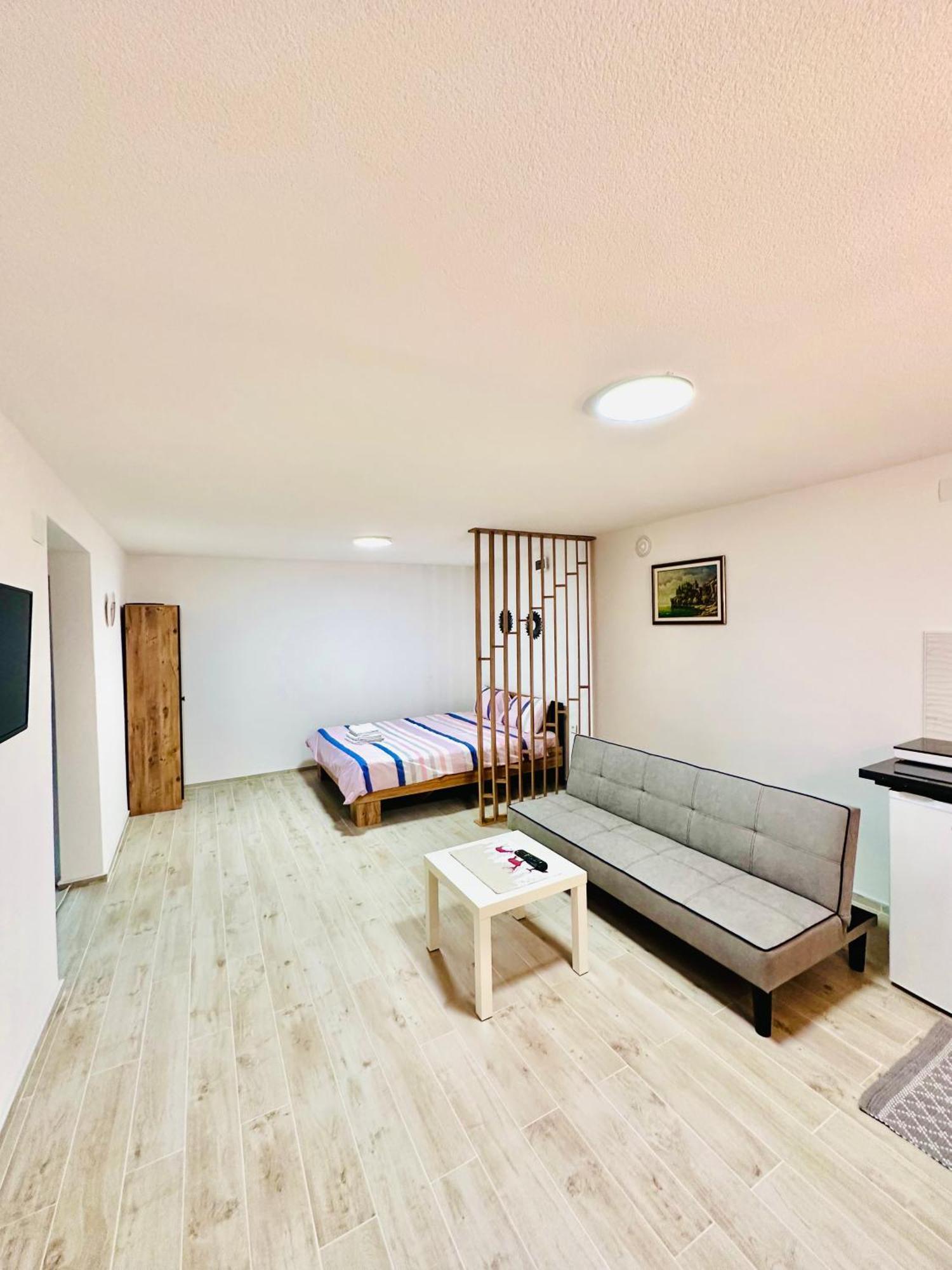 Luka Apartment In The Center Of 오흐리드 외부 사진